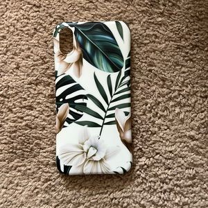 IPhone XR phone case floral